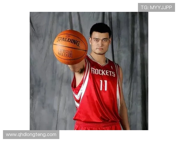 姚明的传奇人生：从MBA状元到篮球巨星的辉煌之路