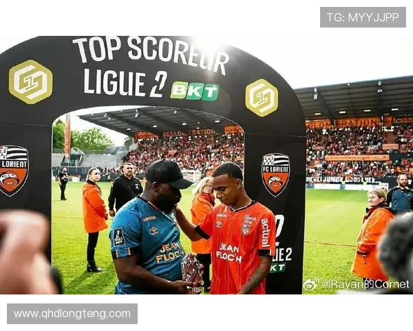 19岁克鲁皮梅开二度助力伯恩茅斯2-0战胜水晶宫展现新星风采